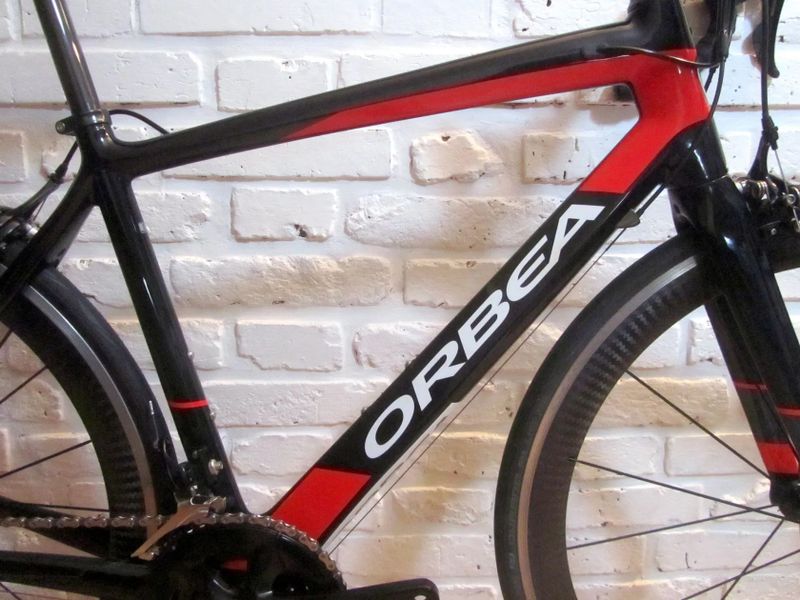 NOVÁ + ORBEA AVANT na Shimano 105, 53 cm. NOVÉ KOLO na starších výpletech