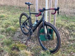 Prodám luxusní full karbon endurance silničku Rose Reveal 06 Sram Red AXS / SLEVA 100.000 Kč