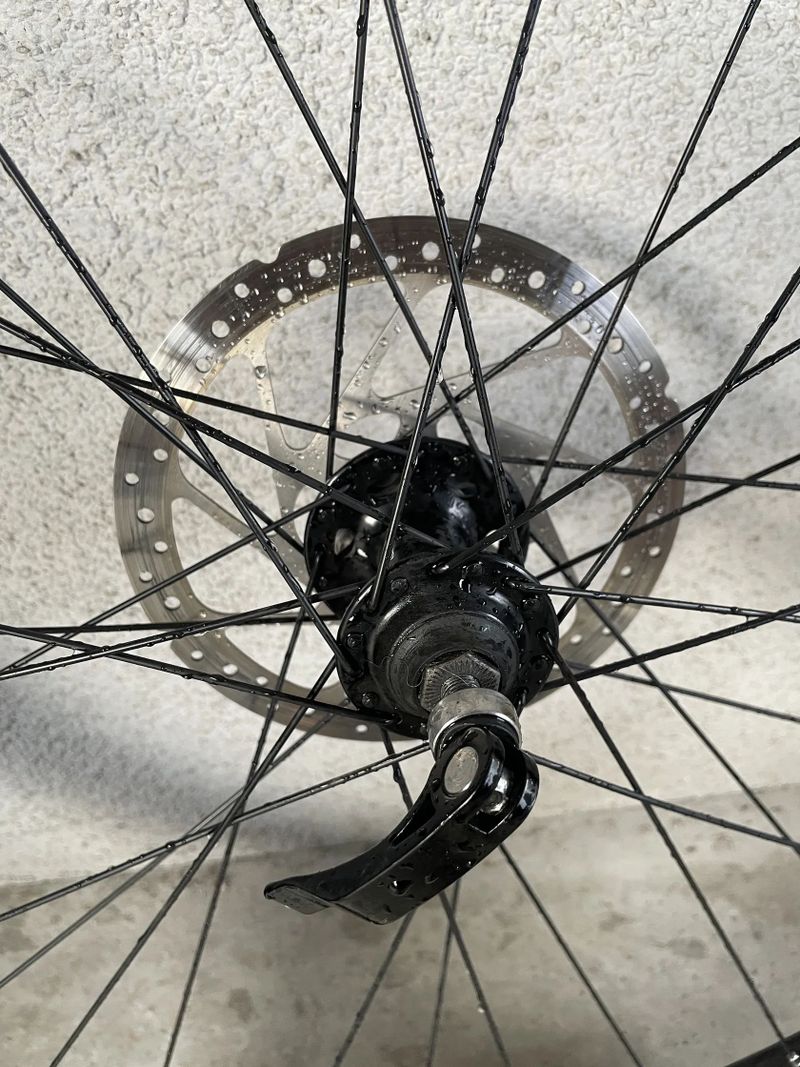 Zapletená kola Mondraker 29"