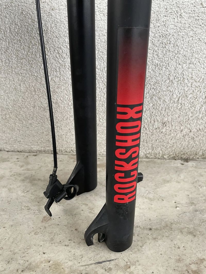 Odpružená vidlice Rock Shox Judy 29'