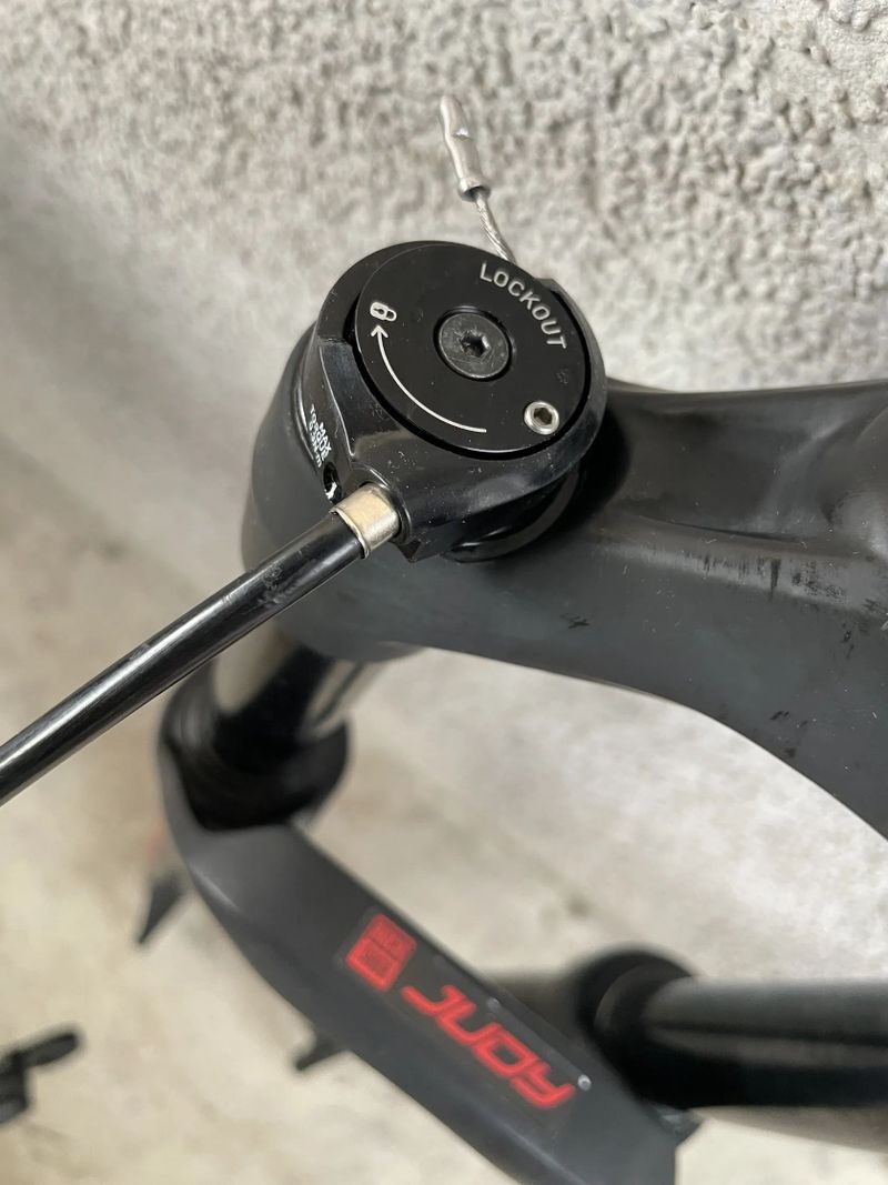 Odpružená vidlice Rock Shox Judy 29'