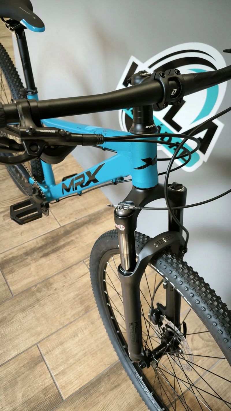 MRX Barbus Face FS 27 modrý 2025