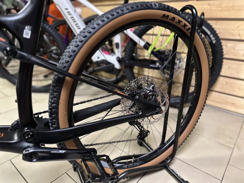 Celoodpružené kolo KTM SCARP ELITE XT CARBON NOVÉ