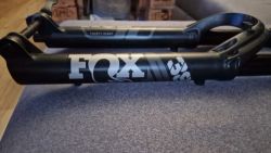 Prodam vidlici fox 38