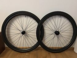 Karbonova gravel kola Ibis / Industry Nine