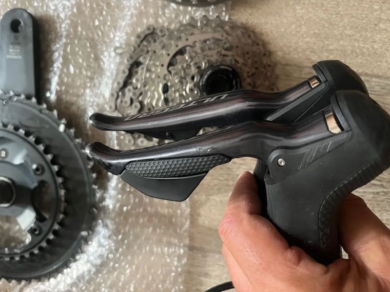 Kompletní sada Shimano Ultegra Di2 2x11s typ R8070, hydraulika/elektrika