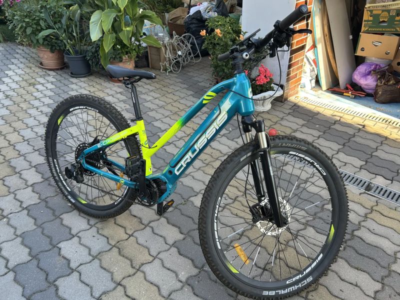 Crussis e-Cross low 9.8-S (630 Wh), model 2023.