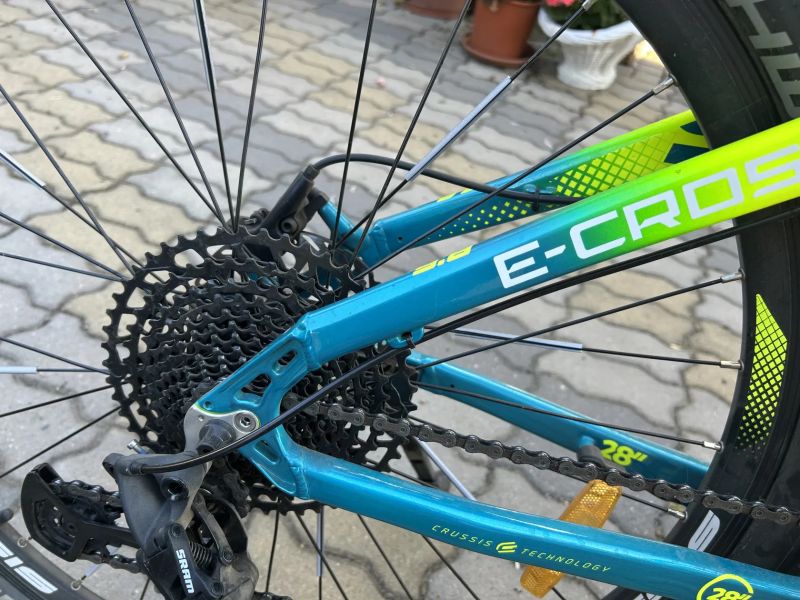 Crussis e-Cross low 9.8-S (630 Wh), model 2023.