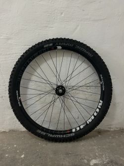 Prodám Přední kolo Novatec Demon 27.5