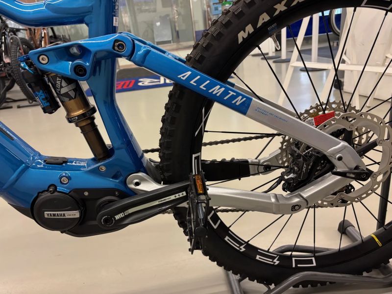 Haibike Haibike AllMtn 10 kola 29/27,5" vel. XL