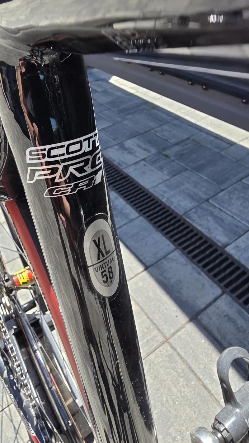 Scott CR1 PRO Carbon