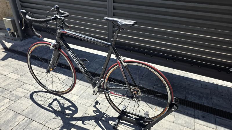 Scott CR1 PRO Carbon