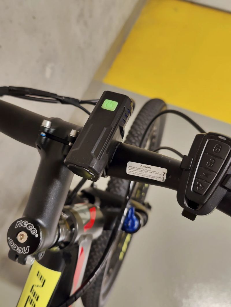 Kvalitní horské elektrokolo Lectron Montana RX, 27.5"