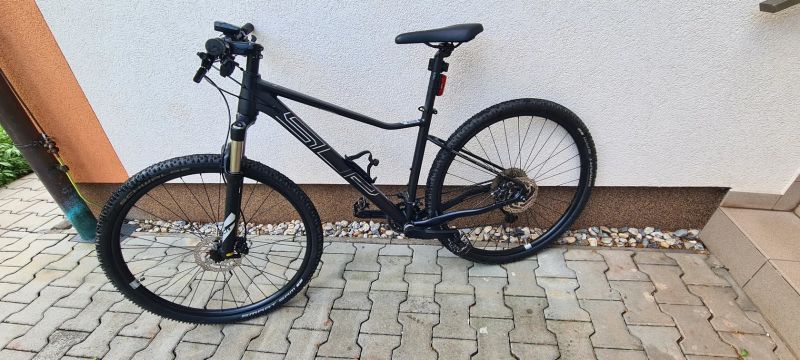 Superior XC 879 W 2022