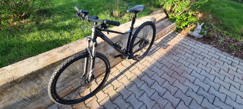 Superior XC 879 W 2022