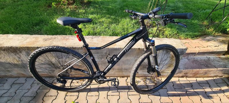 Superior XC 879 W 2022
