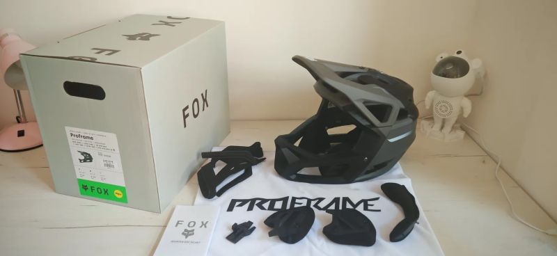 FOX Proframe Rizer Mips, MTB helma, přilba
