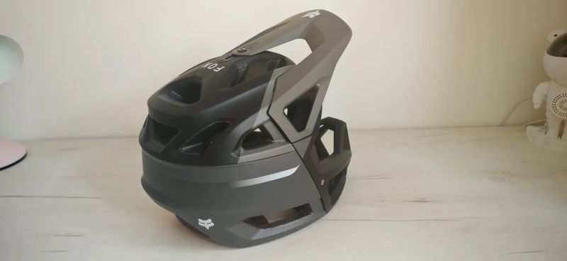 FOX Proframe Rizer Mips, MTB helma, přilba