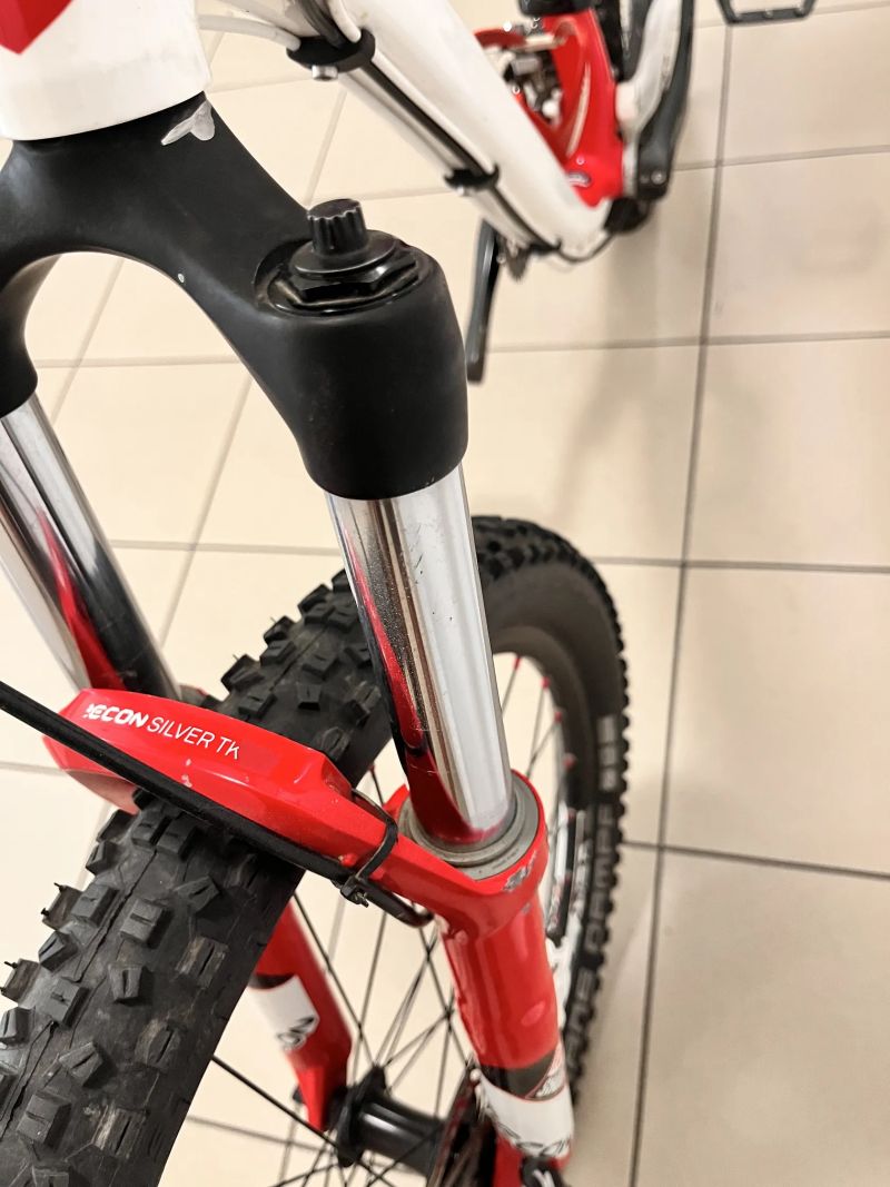 Specialized MTB celoodpružené