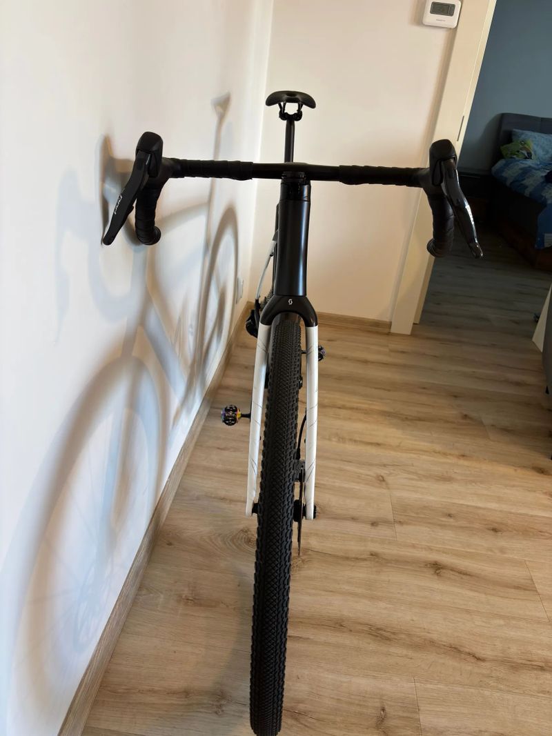 Gravel Scott Addict Tuned, vel L