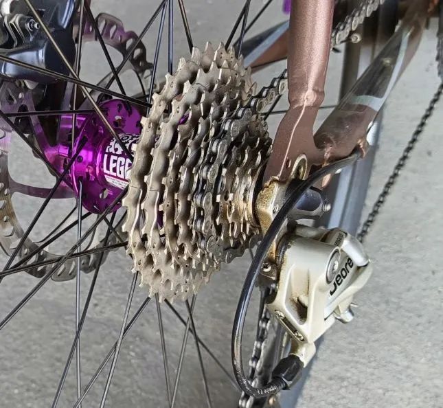 prodam shimano deore 9rychlosti sada retez,kazeta,prehazovacka,packa