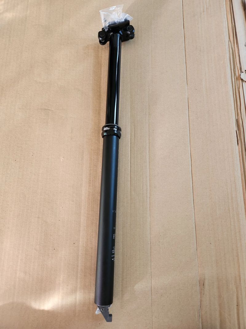Teleskopická sedlovka FOX 31.6, 200mm zdvih