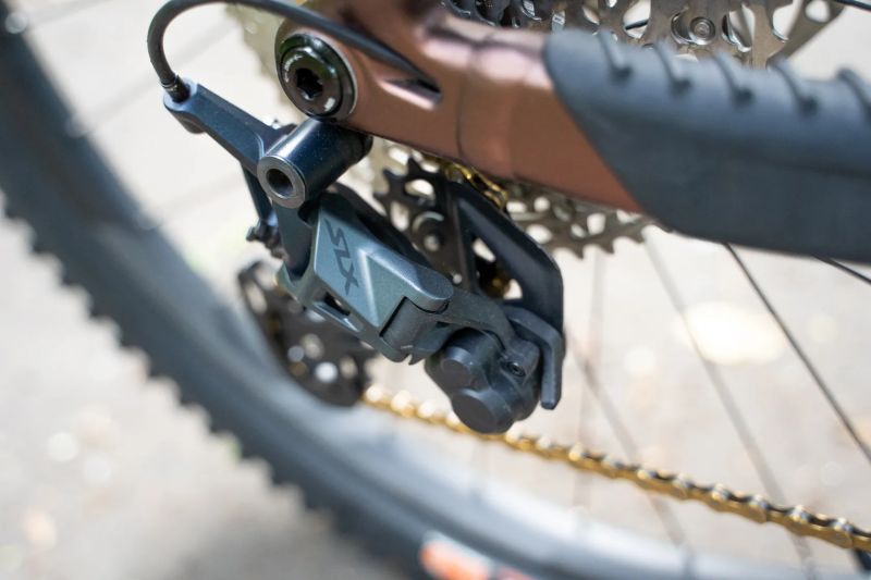 MERIDA ONE-SIXTY 700 Silk Bronze velikost. MID
