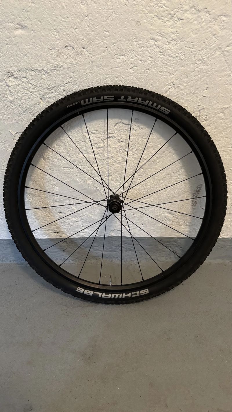 Zadni kolo SHIMANO 5x135 RU