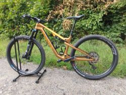 Prodám Canyon Lux Trail CF 7 velikost S