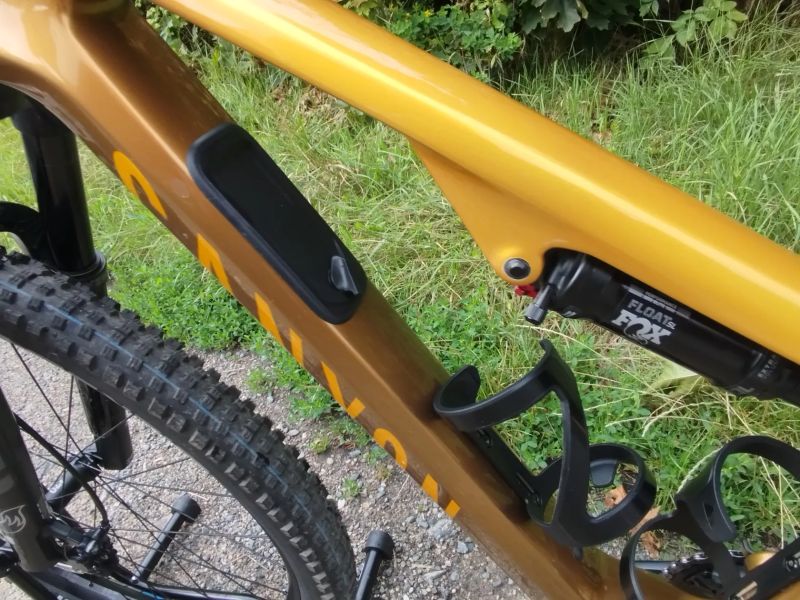 Prodám Canyon Lux Trail CF 7 velikost S