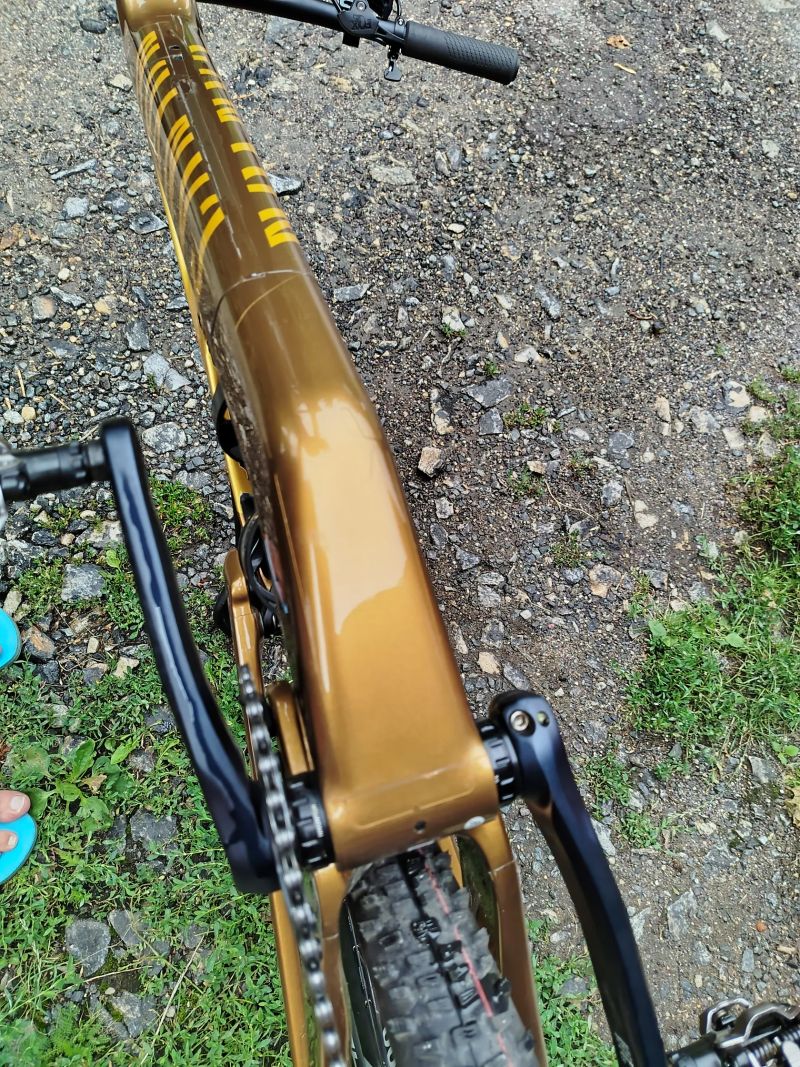 Prodám Canyon Lux Trail CF 7 velikost S
