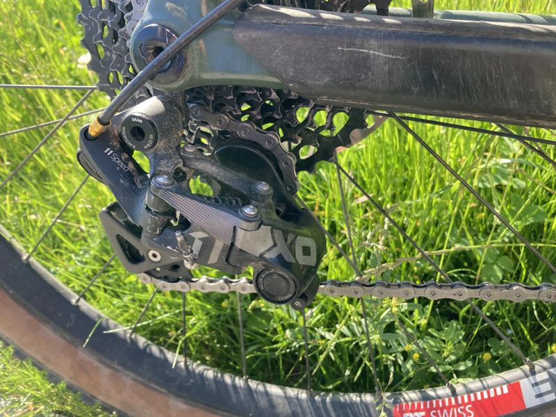 Santa cruz bronson C V2 - olive green