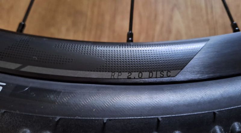 Syncros RP 2.0 Disc + Schwalbe G-One Bite TLE