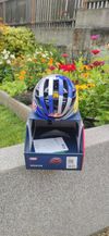 Abus Aventor v RedBull designu