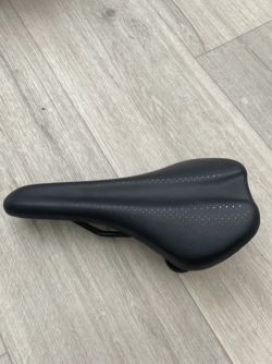Sedlo Bontrager Arvada