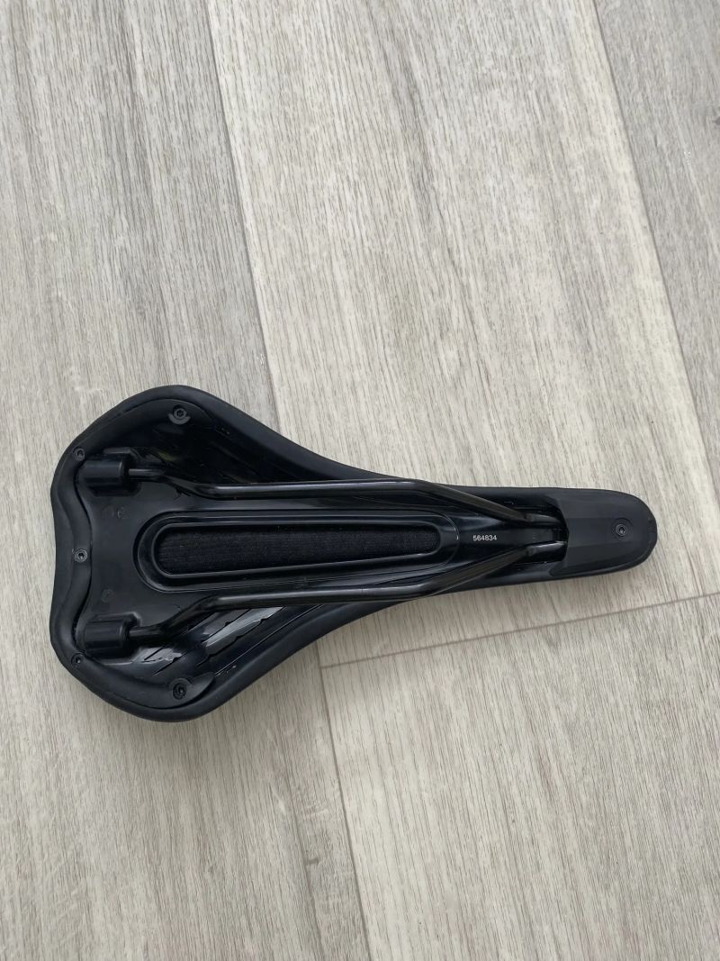 Sedlo Bontrager Arvada