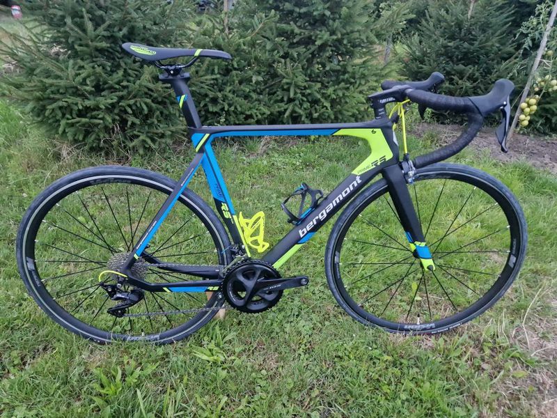 Bergamont Prime RS – zánovní karbonové aero kolo, vel. 55