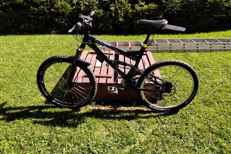 prodám celoodpružené kolo GT i-Drive 5 4.0