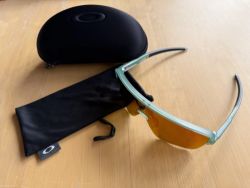 Prodám Oakley Corridor SQ - matte trans jade/prizm ruby
