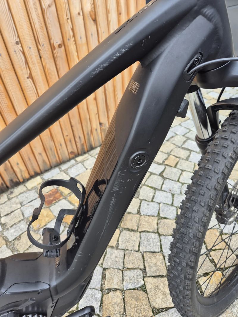 Specialized Turbo Levo HT velikost S