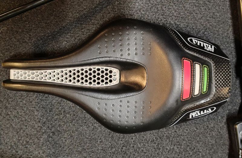 Selle Italia Iron Tekno Flow Tri