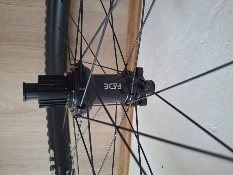 Zadní kolo 29 Newmen Evolution SL.A 30, microspline