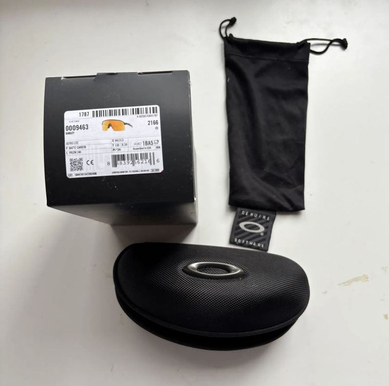 Oakley Sutro lite