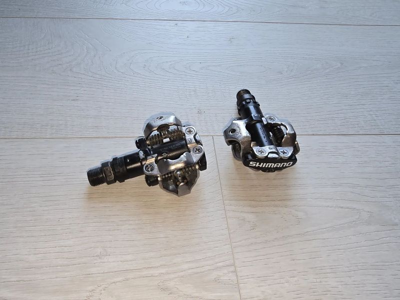 Pedály Shimano SPD PD-M520