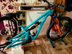 Nový Yeti Sb150 Turq Carbon L 29" + Fox 38 Factory Kashima Grip X2 Orange 2025