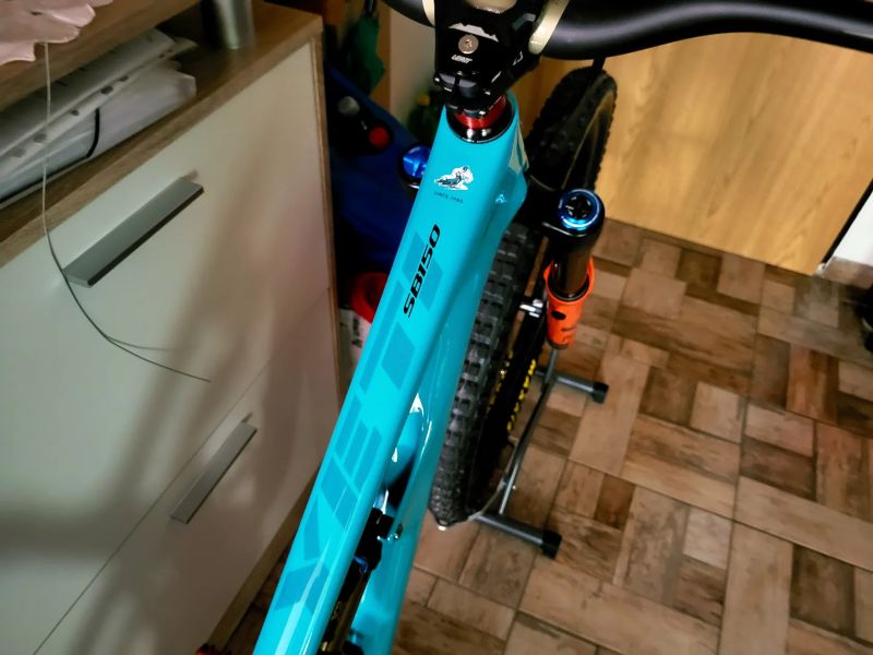 Nový Yeti Sb150 Turq Carbon L 29" + Fox 38 Factory Kashima Grip X2 Orange 2025