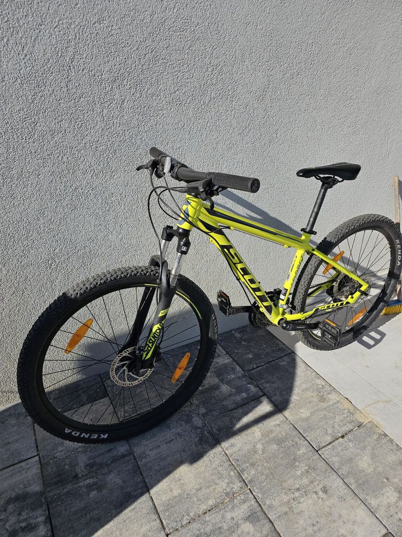 Dětské kolo Scott 24