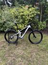 Cube stereo one55 race
