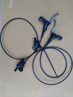 Prodám brzdy Shimano BR-M365