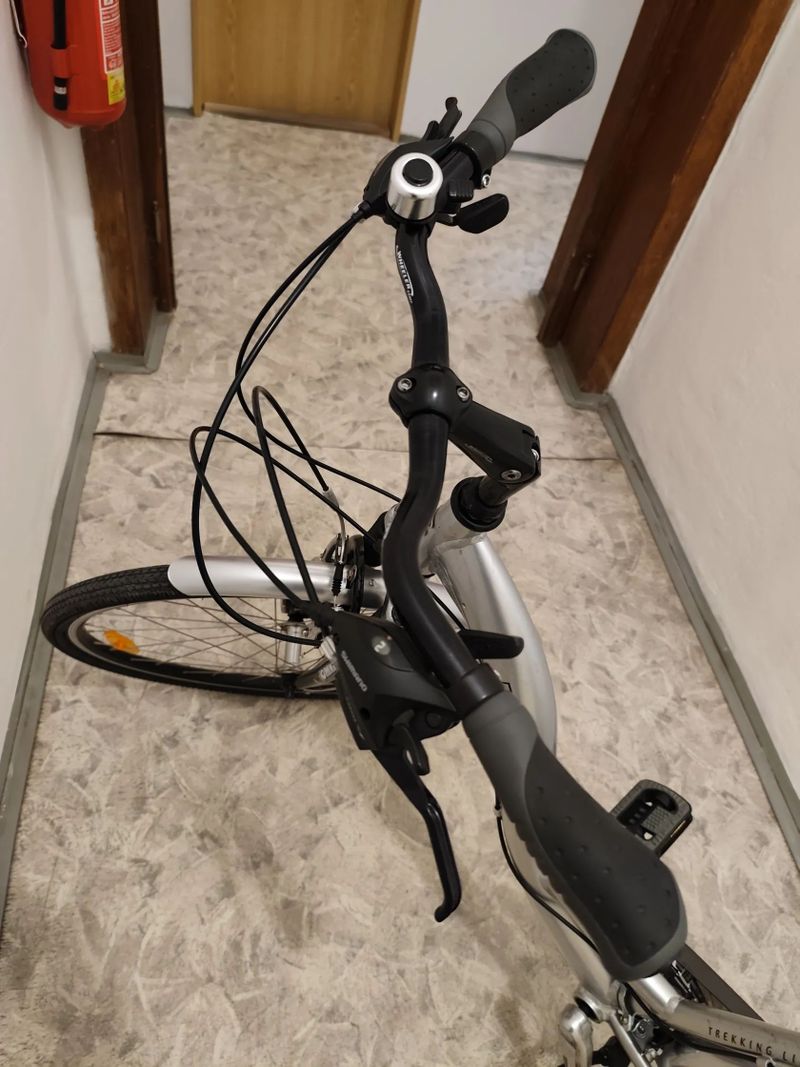 Dámské městské kolo Wheeler Trekking light 3700
